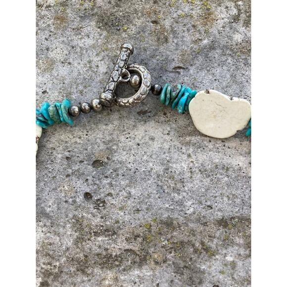 SALE. Handmade Southwestern Turquoise & Cream Statement Necklace - Picture 5 of 5